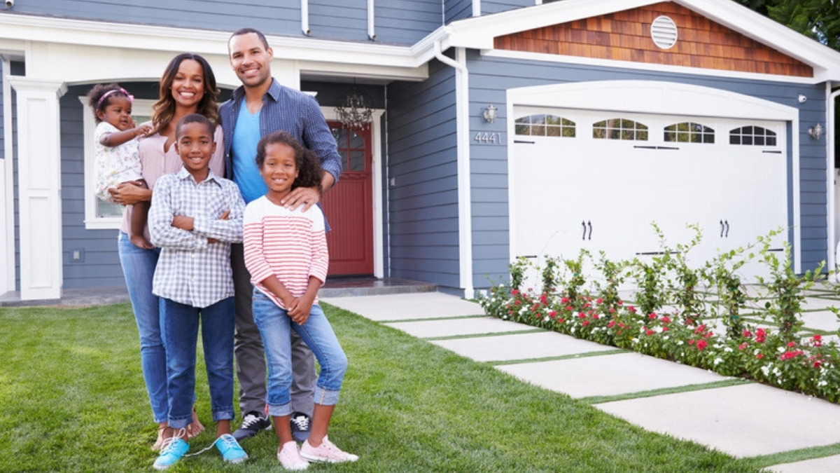 Parents and children outside their house, the families an estate planning attorney in Santa Clarita plans for