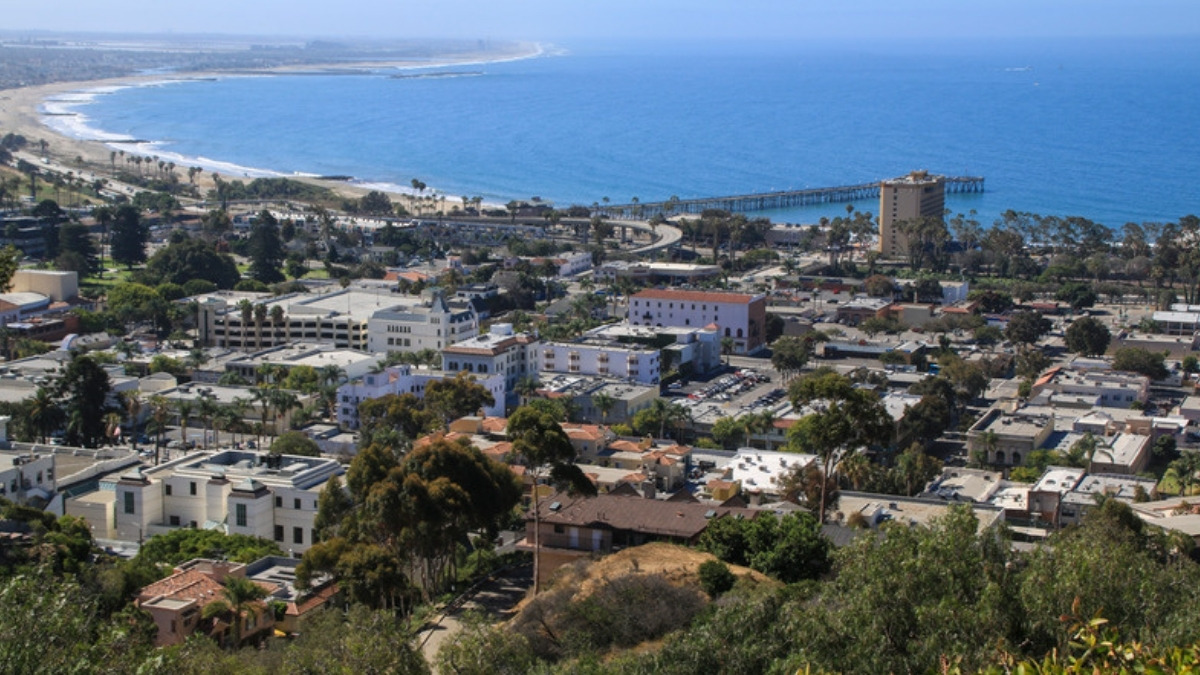 A view toward the pier, the city served by an estate planning lawyer in Ventura