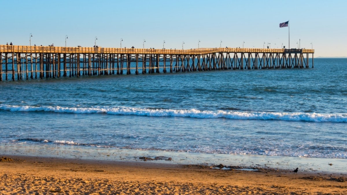 The pier and beach in Ventura, one of the coastal cities where estate planning and trust attorneys in Ventura County meet families